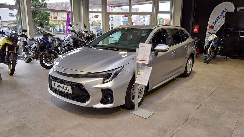 Silber Neu 2025 Suzuki Swace Comfort+ Limousine | 33.990 € - Bild 1/4