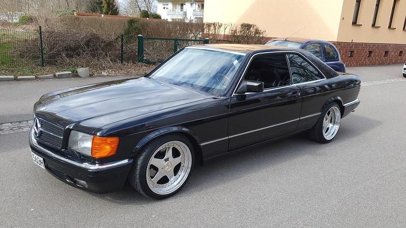 Schwarz Gebraucht 1987 Mercedes 560 Coupé | 43.000 € - Bild 1/4