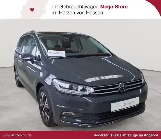 Gebraucht VW Touran Highline 150 PS (110 kW) 2022 Van / Kleinbus