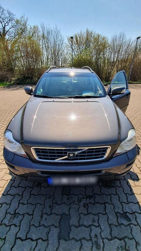 Braun Gebraucht 2007 Volvo XC90 Summum SUV | 9.995 € (Teuer) - Bild 1/4