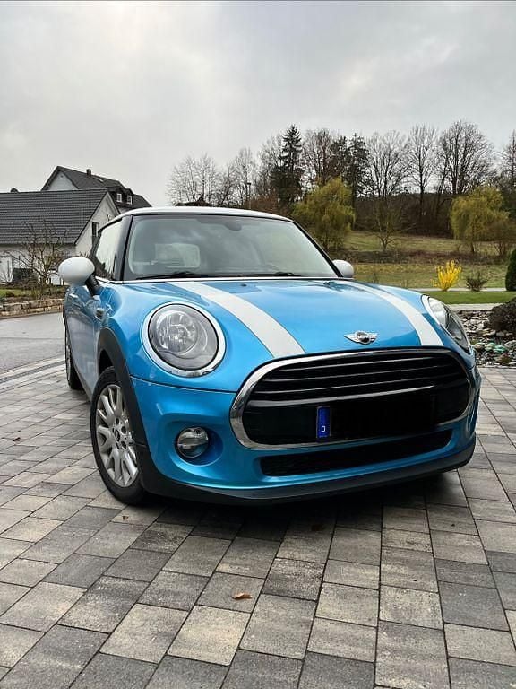 Gebraucht Mini Cooper D 116 PS (85 kW) 2015 Blau Kleinwagen