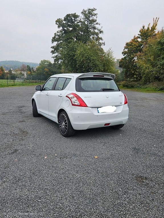 Gebraucht Suzuki Swift Comfort 94 PS (69 kW) 2012 Weiß Kleinwagen