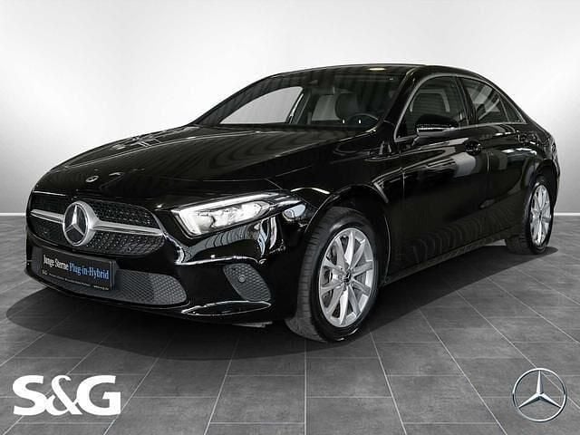 Unilack nachtschwarz Gebraucht 2022 Mercedes A250 Progressive Limousine | 25.920 € (Guter Preis) - Bild 1/4