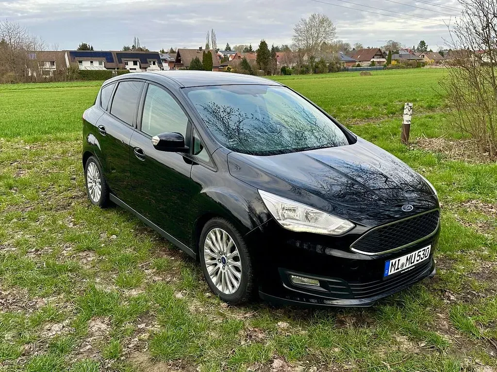 Käytetty Ford C-MAX Trend 125 HP (91 kW) 2018 Musta Tila-auto