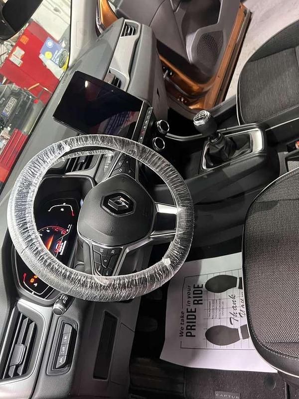 Gebraucht Renault Captur Intens 101 PS (74 kW) 2020 Bronze SUV