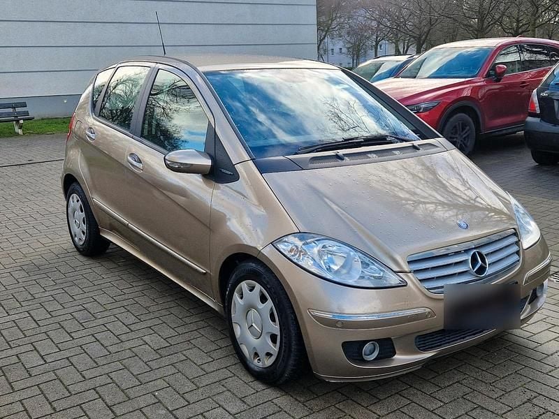 Gebraucht Mercedes A180 109 PS (80 kW) 2005 Gold Limousine