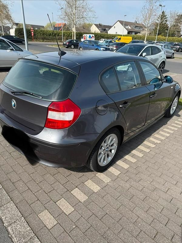 Second-hand BMW 116 115 CP (84 kW) 2004 Gri Hatchback