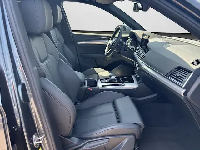 Gebraucht Audi Q5 Design 163 PS (119 kW) 2024 Daytonagrau perleffekt SUV