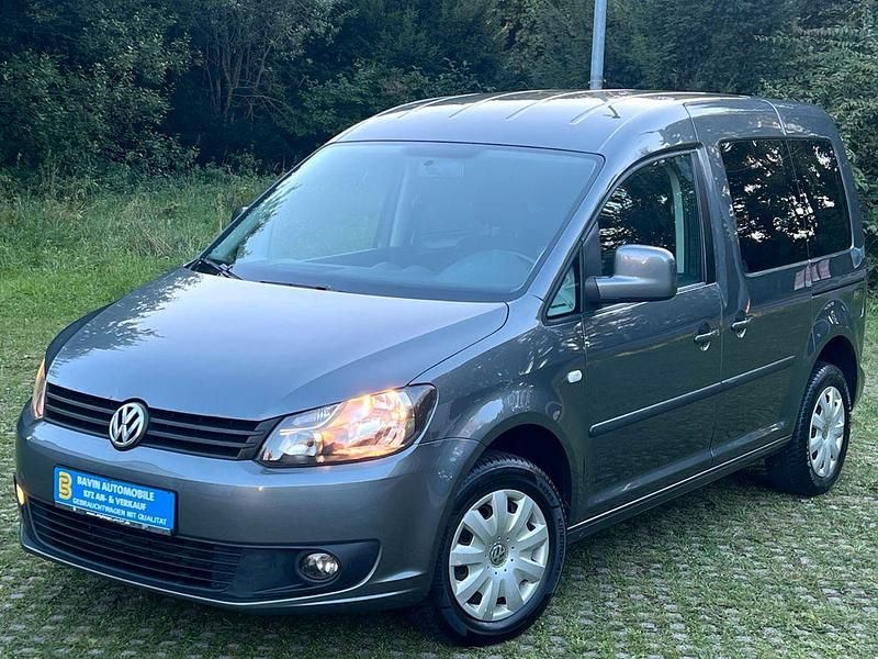 Grau Gebraucht 2012 VW Caddy Edition Van / Kleinbus | 4.990 € (Guter Preis) - Bild 1/4