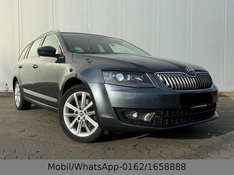 Gebraucht Skoda Octavia Elegance 179 PS (131 kW) 2015 Grau Kombi
