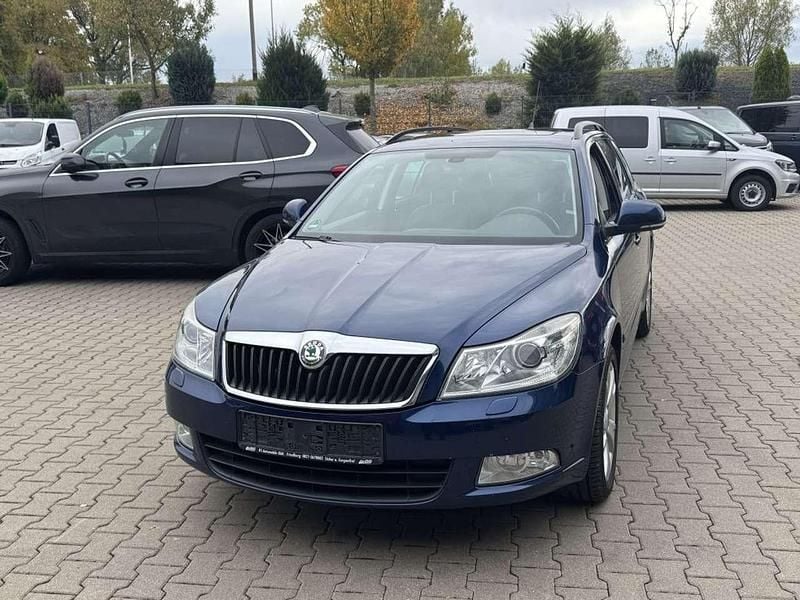 Storm blue metallic Gebraucht 2010 Skoda Octavia Elegance Kombi | 2.999 € (Guter Preis) - Bild 1/1
