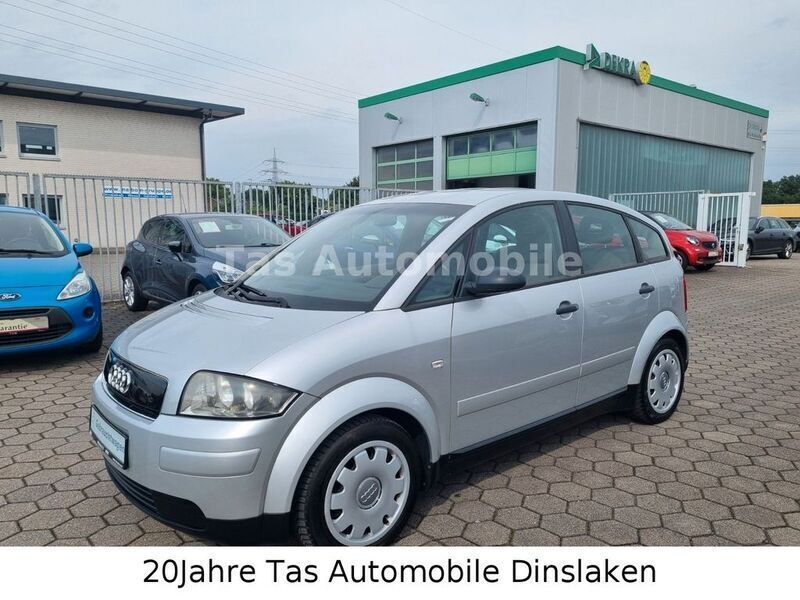 Silber Gebraucht 2001 Audi A2 Design Kleinwagen | 1.999 € (Superpreis) - Bild 1/4