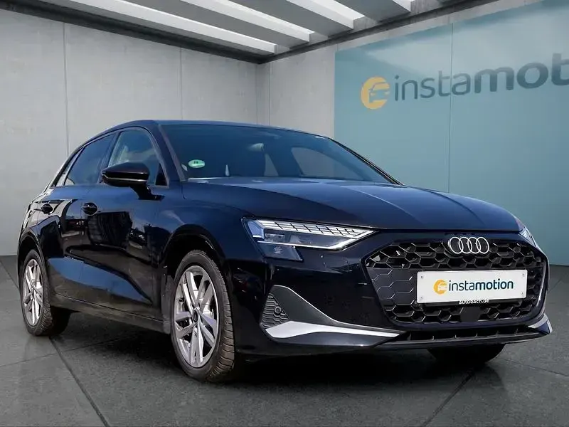 Gebraucht Audi A3 Sportback 150 PS (110 kW) 2023 Schwarz Kleinwagen