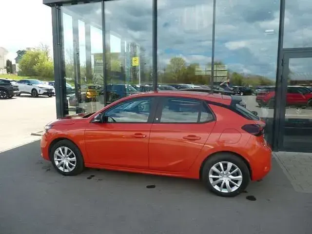 Gebraucht Opel Corsa-e Edition 100 kW (136 PS) 2021 Orange (orange fizz/spicy orange) Kleinwagen