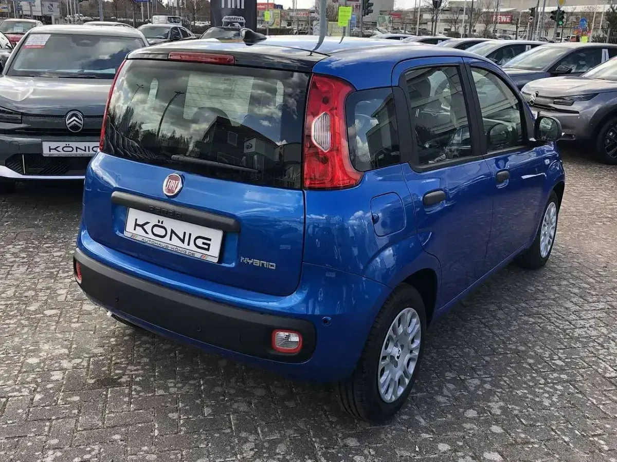 Gebraucht Fiat Panda 69 PS (50 kW) 2025 Italia blau dach schwarz (blau Kleinwagen