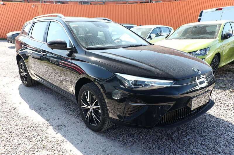 Pebble black metallic Neu 2025 MG MG5 EV Luxury Kombi | 24.240 € (Fairer Preis) - Bild 1/4
