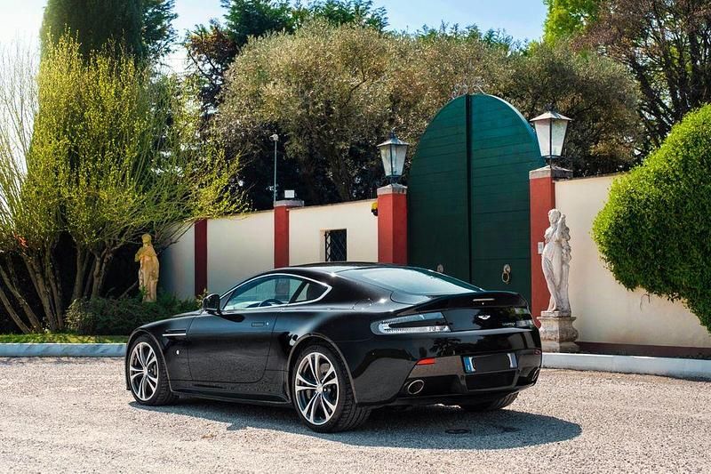 Gebraucht Aston Martin Vantage 517 PS (380 kW) 2009 Coupé