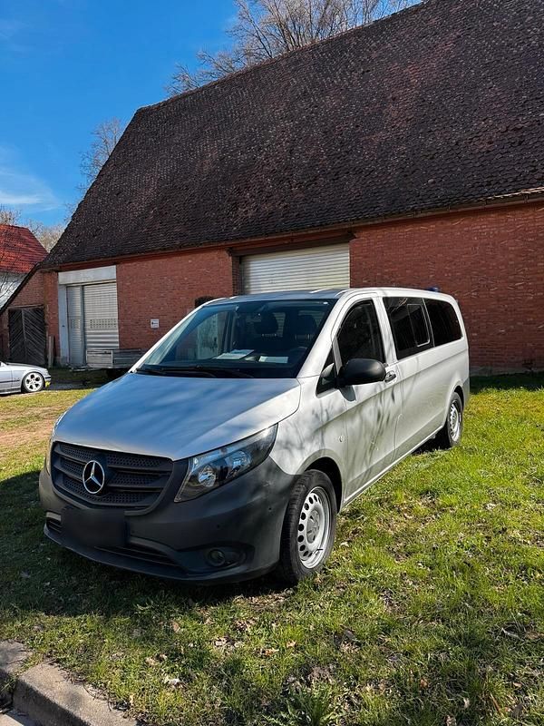 Gebraucht Mercedes Vito 163 PS (119 kW) 2016 Grau Van