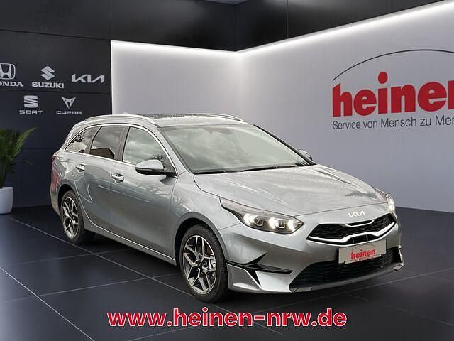 Gebraucht Kia Ceed 140 PS (102 kW) 2024 Grau Kleinwagen