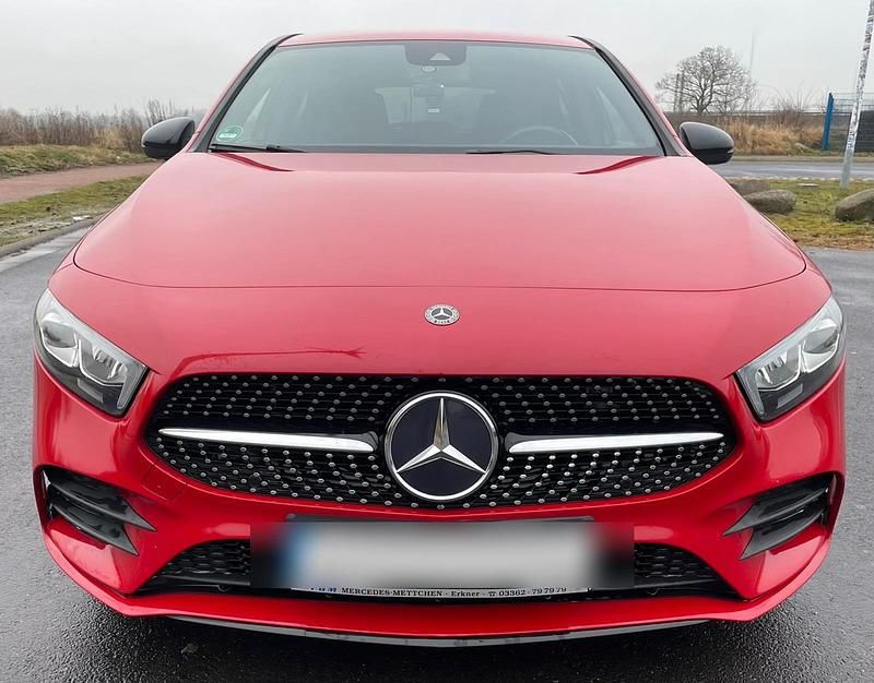 Gebraucht Mercedes A220 AMG line 190 PS (139 kW) 2019 Rot Limousine