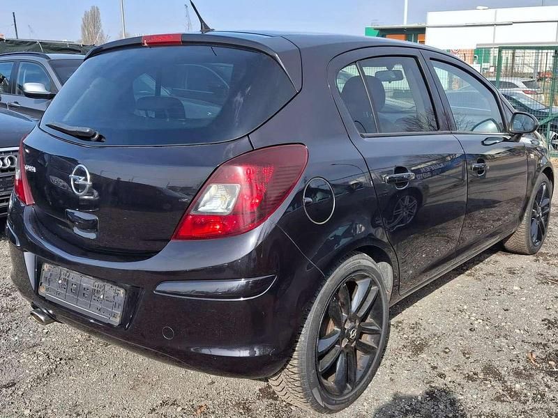 Gebraucht Opel Corsa Color Edition 87 PS (63 kW) 2010 Saphirschwarz mineraleffekt Kleinwagen