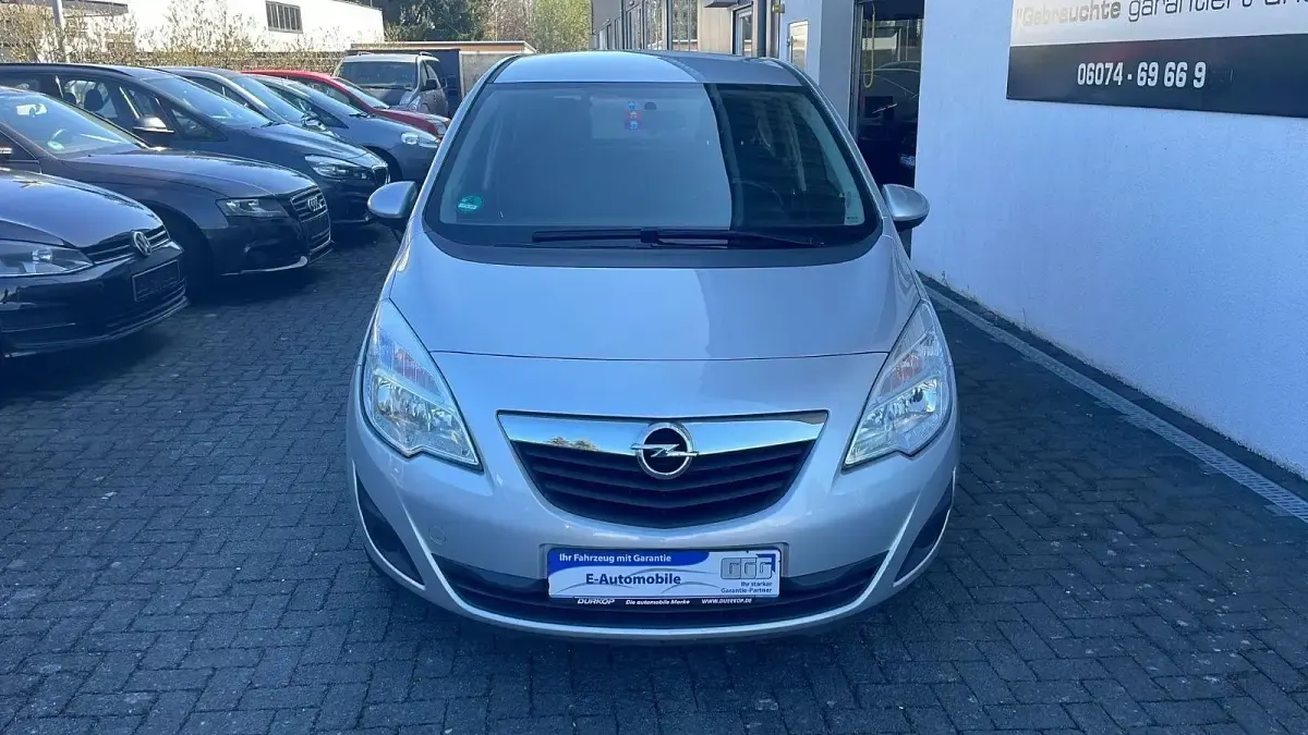 Gebraucht Opel Meriva 120 PS (88 kW) 2014 Silber Van / Kleinbus