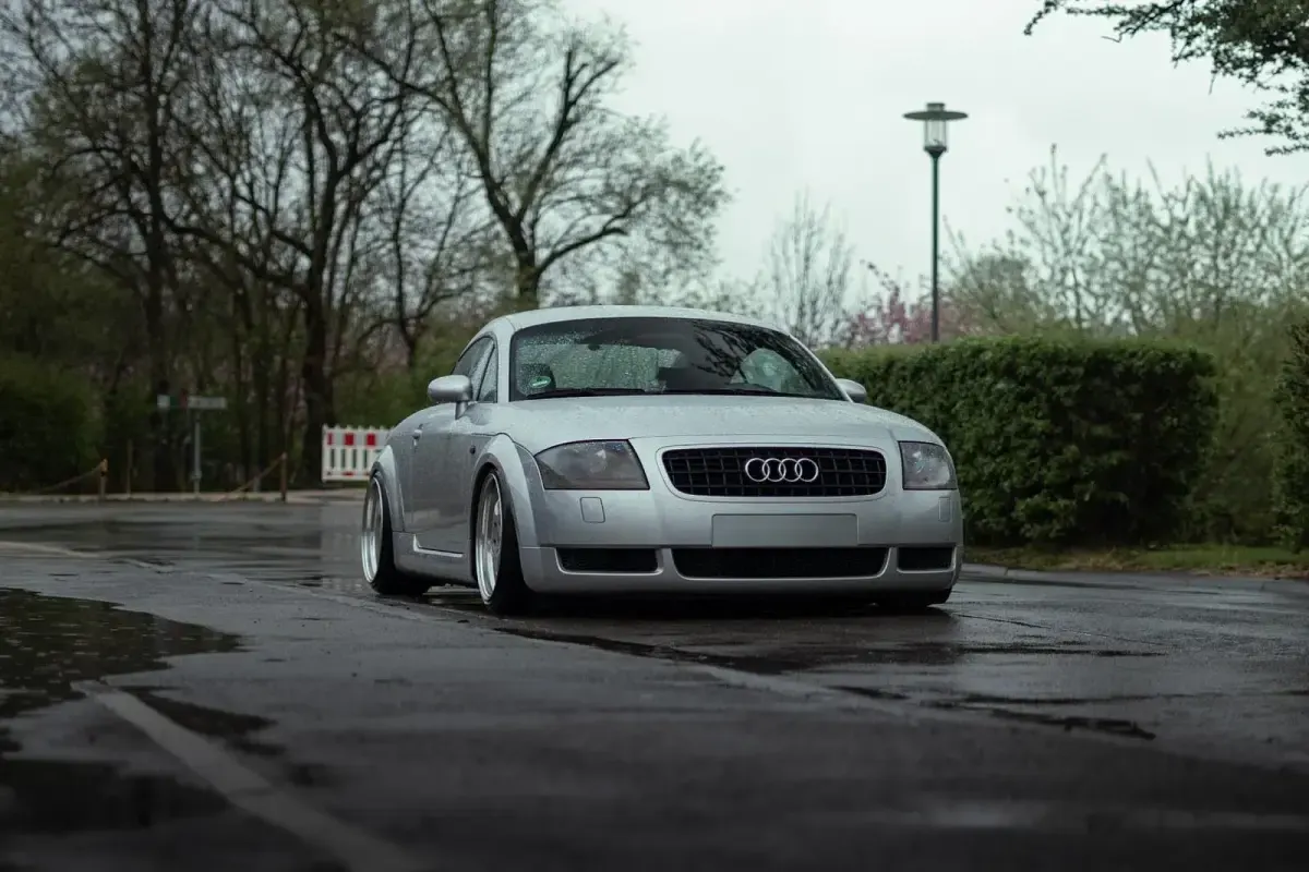 Używany Audi TT 180 KM (132 kW) 2004 Srebrny Coupe