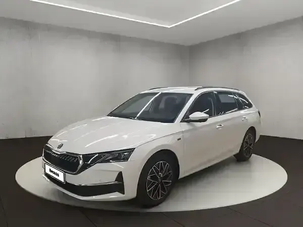 Gebraucht Skoda Octavia Tour 150 PS (110 kW) 2025 Kombi