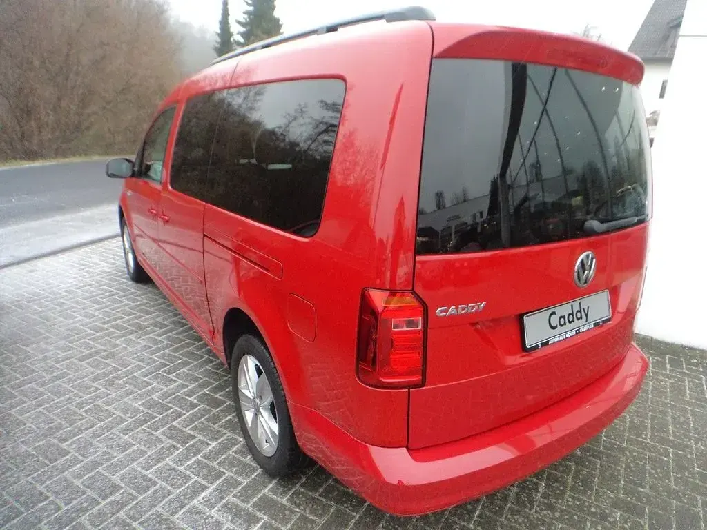 Gebraucht VW Caddy Comfortline 150 PS (110 kW) 2019 Rot Van / Kleinbus