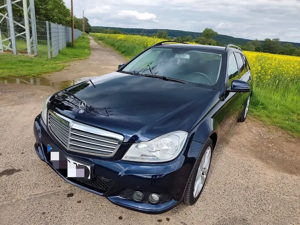 Gebraucht Mercedes 220 170 PS (125 kW) 2014 Blau Limousine