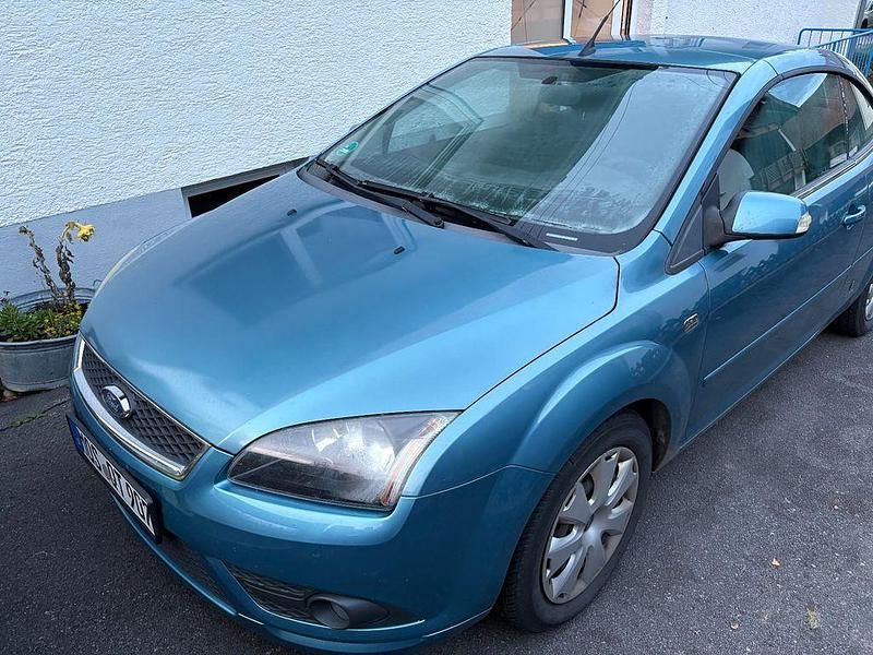 Blau Gebraucht 2007 Ford Focus Cabriolet Trend Cabrio | 1.600 € (Superpreis) - Bild 1/4