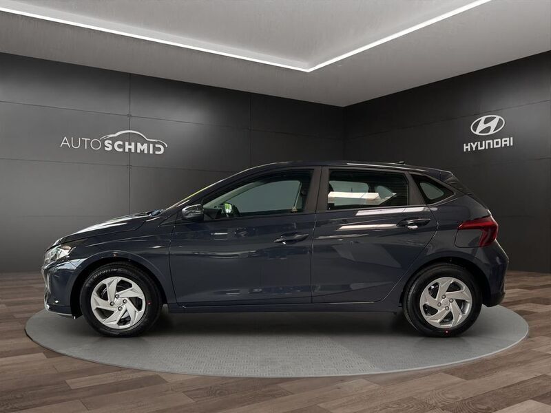 Neu Hyundai i20 Select 101 PS (74 kW) 2025 Aurora grey / met Limousine