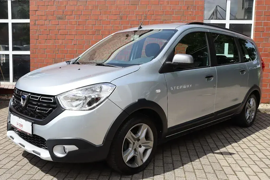 Gebraucht Dacia Lodgy Stepway 116 PS (85 kW) 2020 Silber Van / Kleinbus