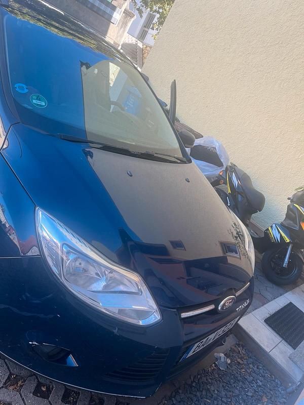 Gebraucht Ford Focus 116 PS (85 kW) 2012 Kombi