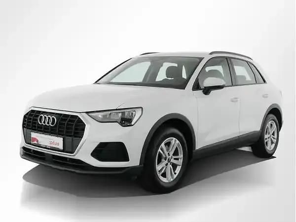 Second-hand Audi Q3 Basis 150 CP (110 kW) 2023 Alb SUV
