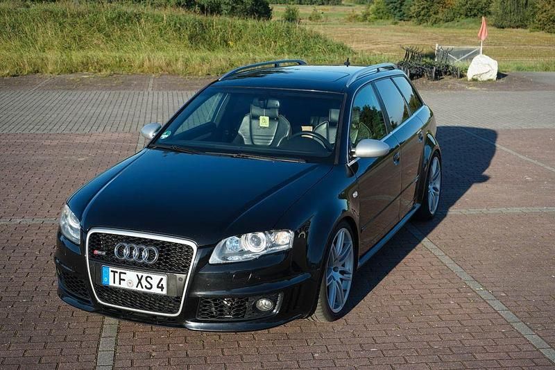 Schwarz Gebraucht 2006 Audi RS4 Sport Kombi | 22.899 € (Fairer Preis) - Bild 1/4