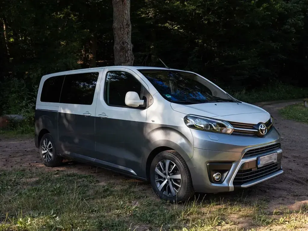 Gebraucht Toyota Proace Verso Team 150 PS (110 kW) 2019 Weiß Kombi