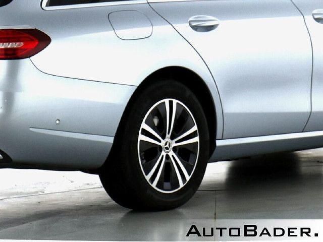 Gebraucht Mercedes E220 Avantgarde 200 PS (147 kW) 2022 Silber Limousine