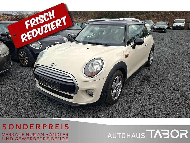 Gebraucht Mini Cooper 136 PS (100 kW) 2015 Pepper (old english) white Kleinwagen