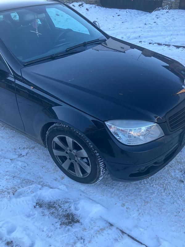 Gebraucht Mercedes C220 170 PS (125 kW) 2008 Schwarz Kombi