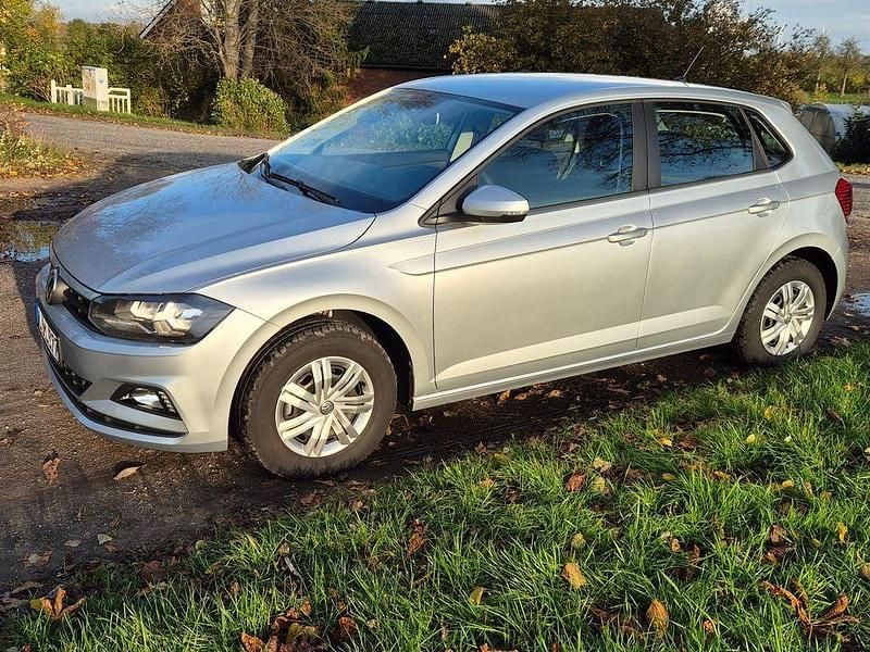 Gebraucht VW Polo Trendline 80 PS (58 kW) 2020 Grau Kleinwagen