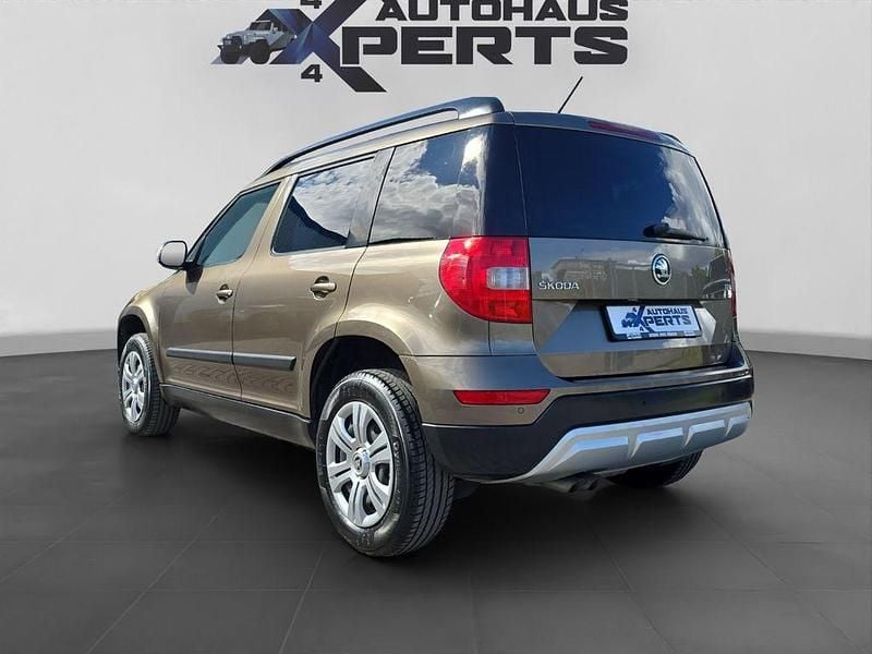 Gebraucht Skoda Yeti Cool Edition 110 PS (80 kW) 2015 Braun SUV