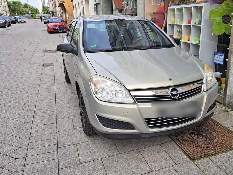 Beige Gebraucht 2007 Opel Astra Limousine | 500 € (Superpreis) - Bild 1/1