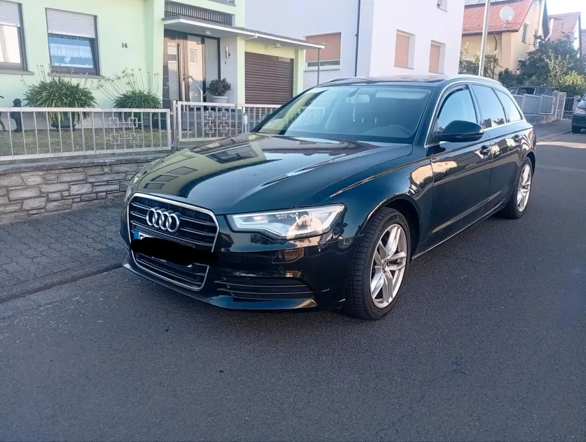 Gebraucht Audi A6 205 PS (150 kW) 2013 Schwarz Kombi