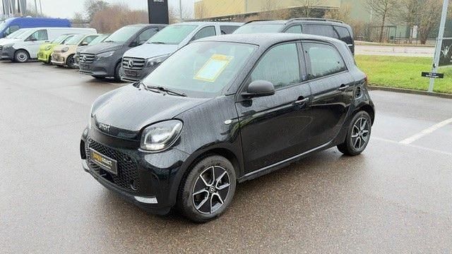 Karosserie in black Gebraucht 2021 Smart ForFour Electric Drive Limousine | 8.700 € (Fairer Preis) - Bild 1/4