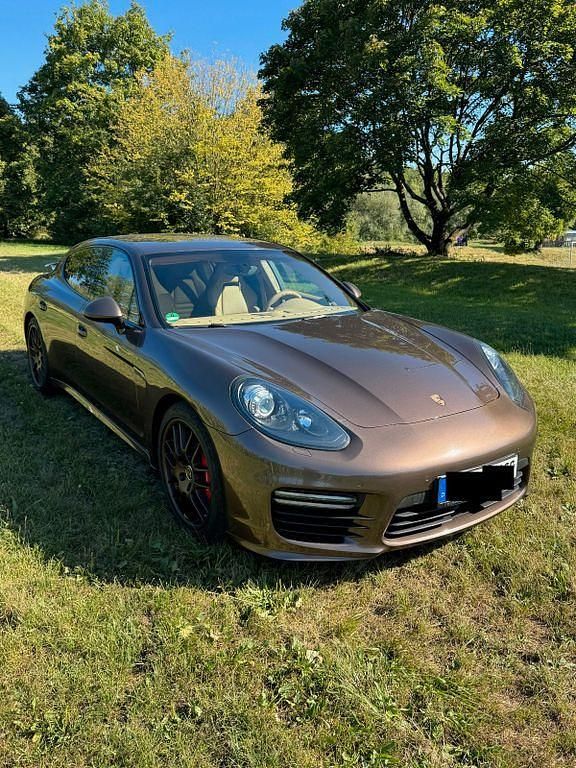 Braun Gebraucht 2013 Porsche Panamera GTS Limousine | 33.500 € (Fairer Preis) - Bild 1/4