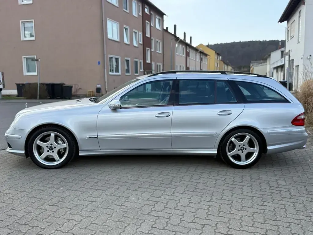 Gebraucht Mercedes E350 AMG 272 PS (200 kW) 2005 Silber Limousine