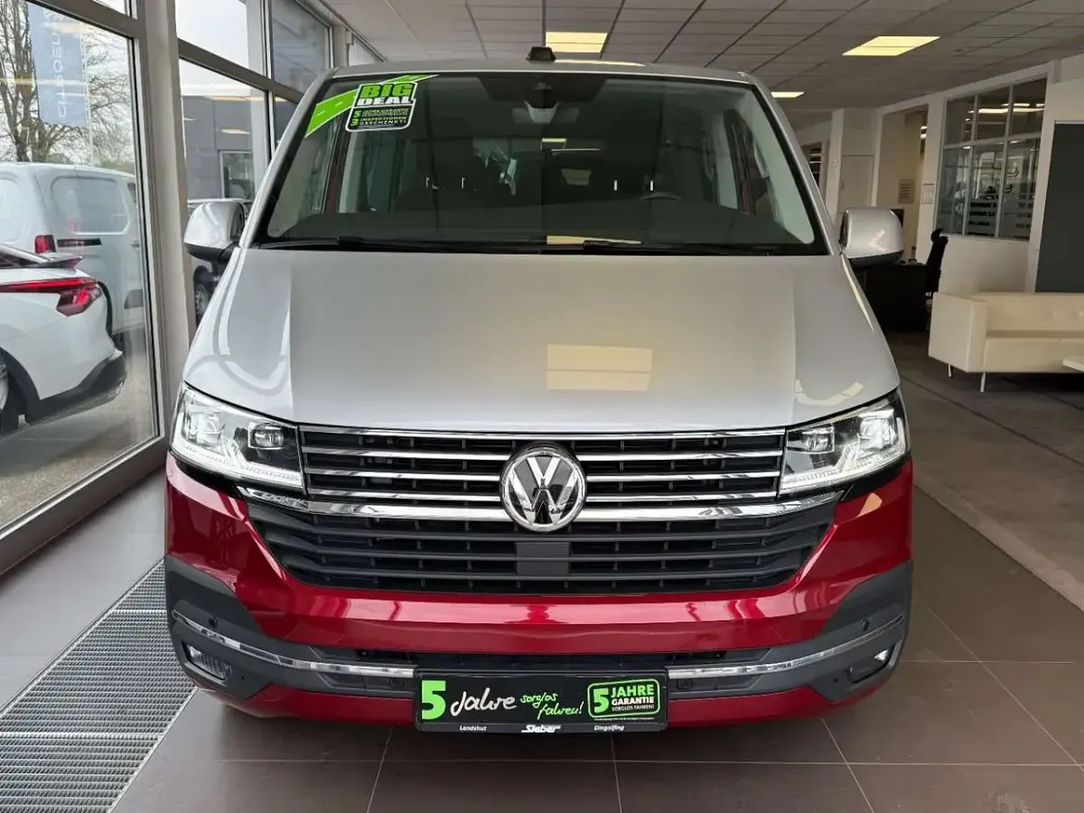 Gebraucht VW Multivan Generation Six 204 PS (150 kW) 2022 2farbenlackierung metallic: Van / Kleinbus
