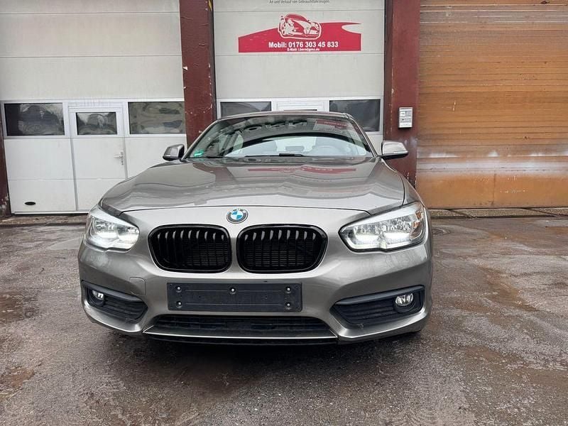 Silber Gebraucht 2015 BMW 116 Advantage Kleinwagen | 10.700 € (Guter Preis) - Bild 1/4