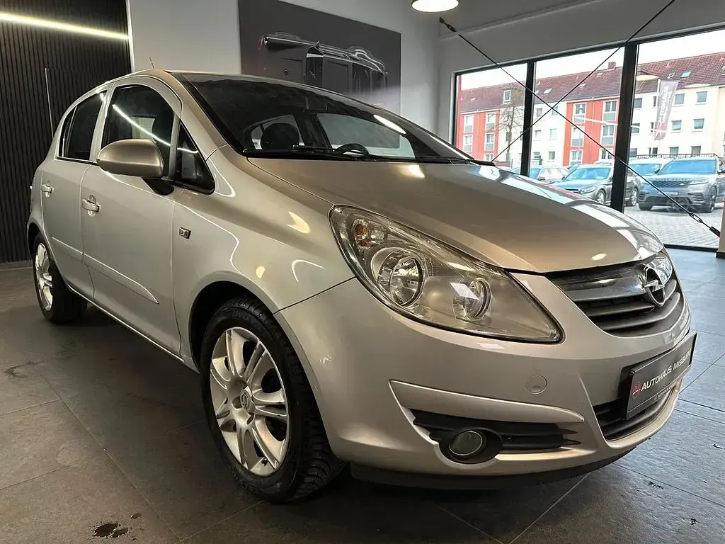 Gebraucht Opel Corsa Edition 80 PS (58 kW) 2006 Silber Kleinwagen